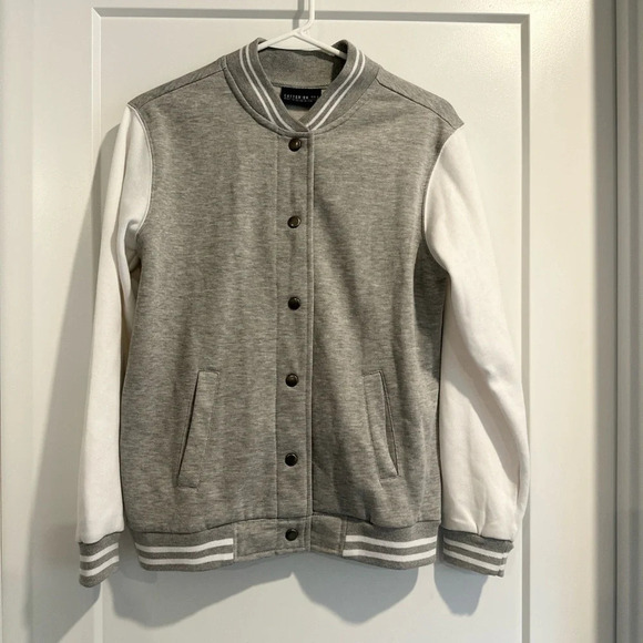 Cotton On Women’s Gray and White Varsity Jacket Size Small - Picture 1 of 4